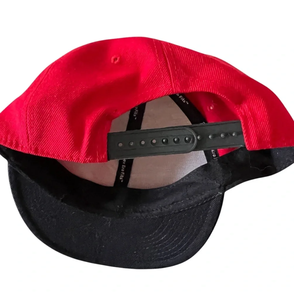 AIR JORDAN Snap Back Hat NEW ERA FITS Red Black FAST SHIPPING 1638-15